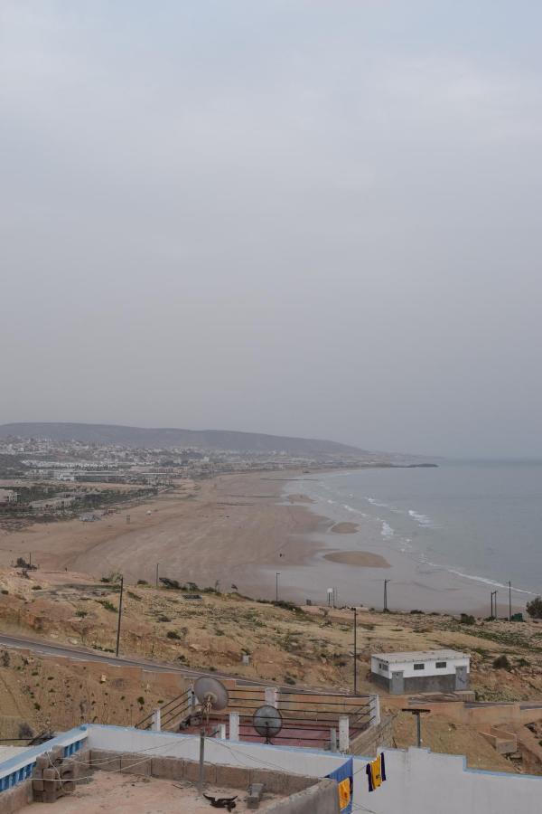 מלון Sunny Wave Taghazout Surf & Yoga מראה חיצוני תמונה