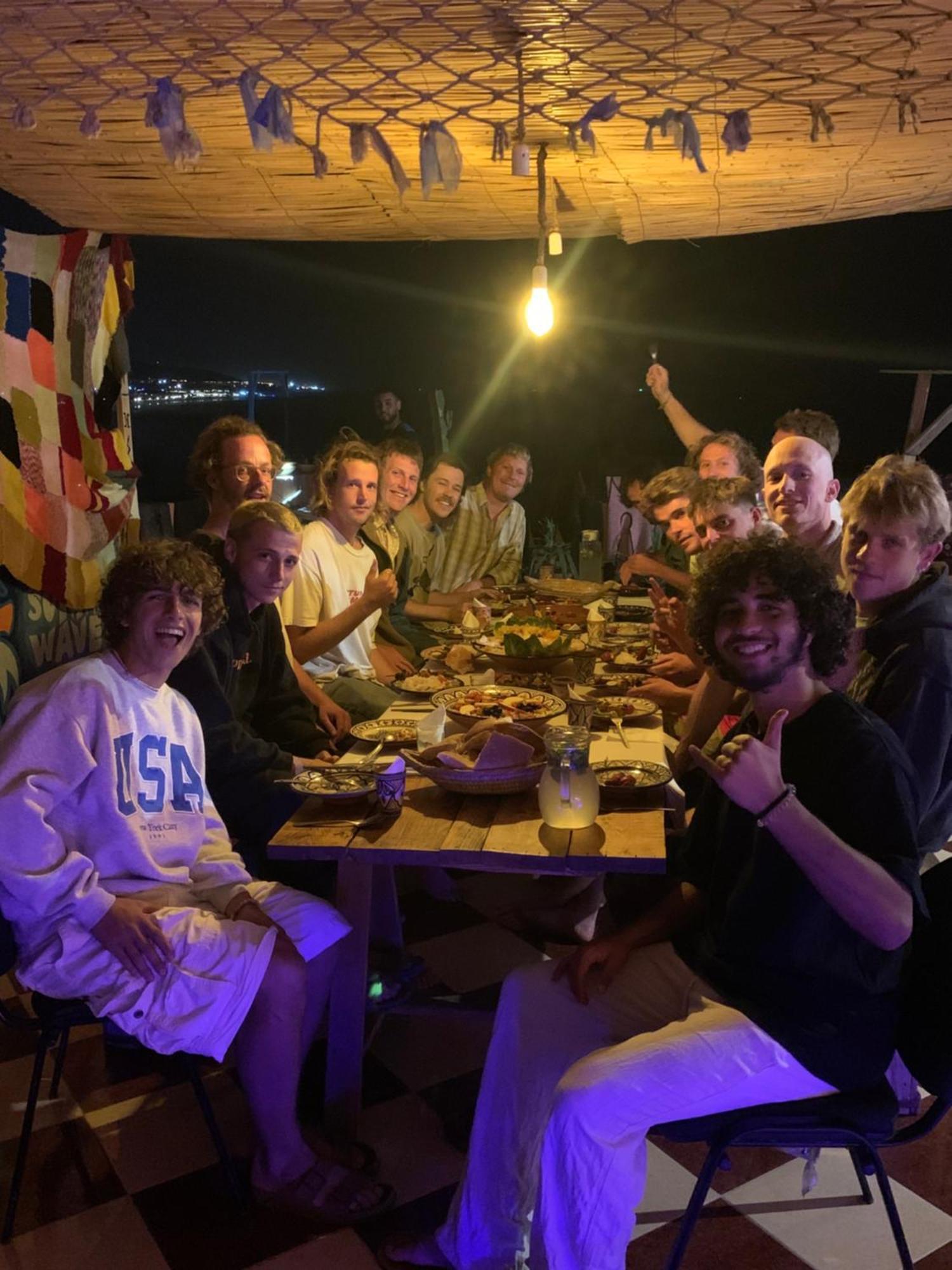 מלון Sunny Wave Taghazout Surf & Yoga מראה חיצוני תמונה